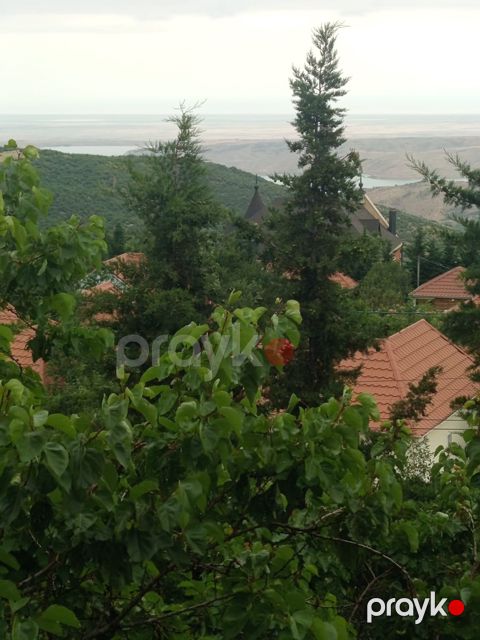Bağ evi, Siyəzən r — Siyəzən
