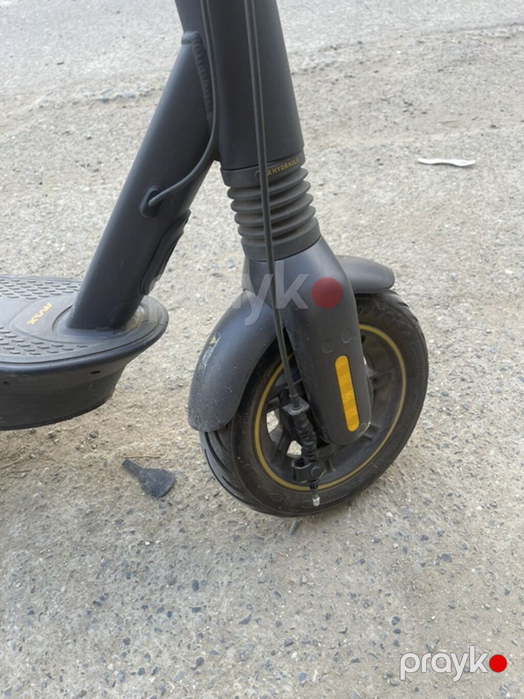 İşlənmiş Elektrik samokat 10", 751 - 1000 Vt, 26 - 35 km/s, Ünvandan götürmə, Pulsuz çatdırılma, Ödənişli çatdırılma — Skuterlər, Bakı (4)