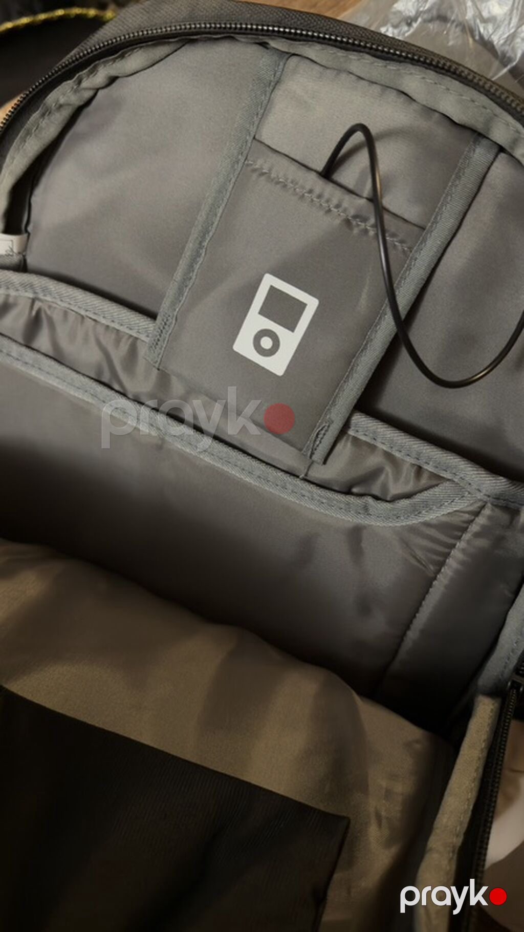 Targus Legend IQ Laptop Backpack – 16 düymədək noutbuklar üçün — Noutbuk aksesuarları, Bakı (4)