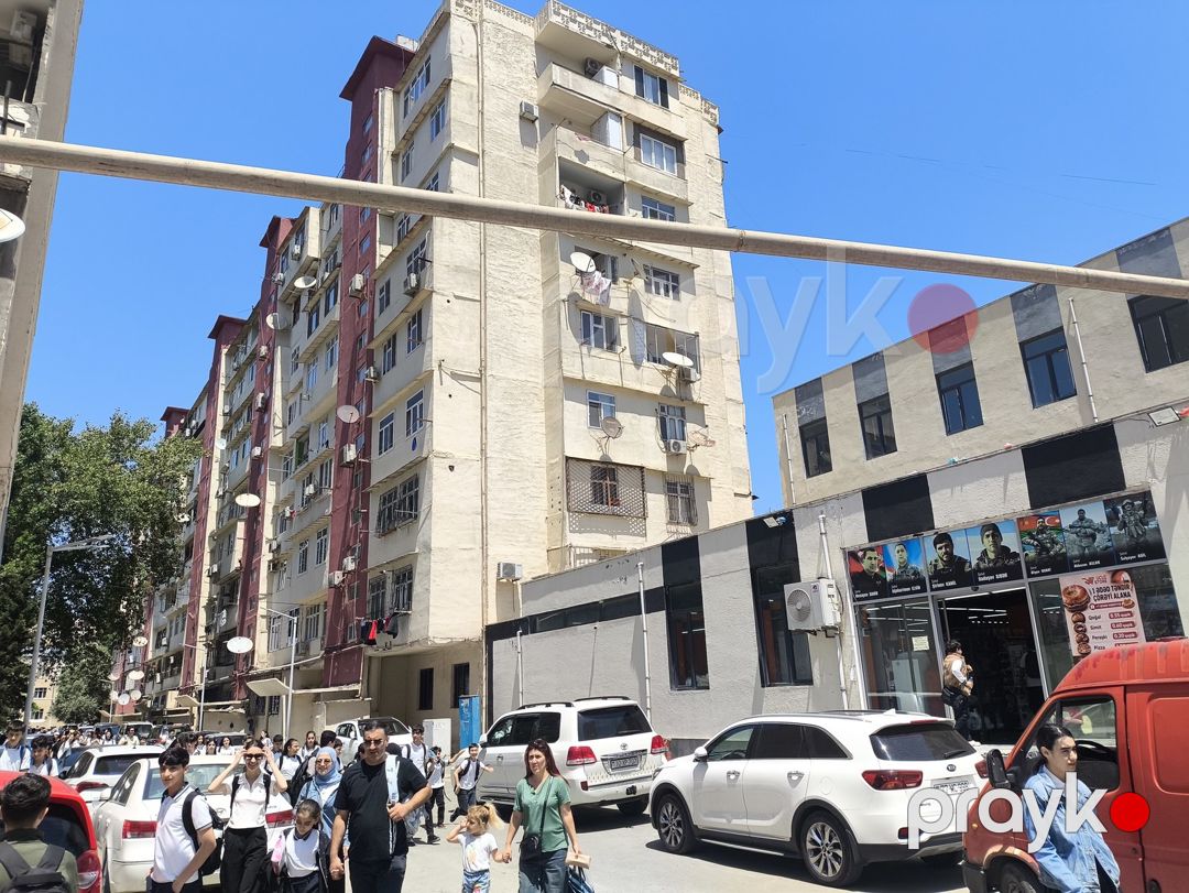Satılır 3 otaqlı köhnə tikili 78 m² — Mənzil, Bakı (5)