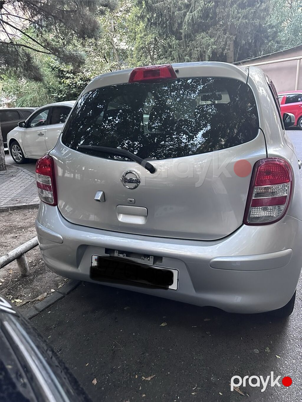 Nissan Micra (gümüşü rəng), 5 qapılı həcmli hetçbek. Xüsusiyyətlər — Avtomobillər, Bakı (2)