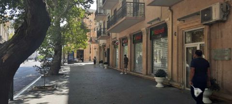 İcarəyə verilir 4 otaqlı köhnə tikili 110 m² — Bakı
