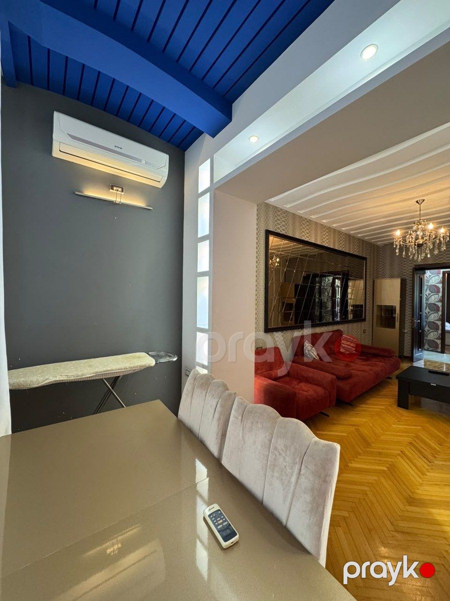 Satılır 2 otaqlı köhnə tikili 65 m² — Mənzil, Bakı (5)