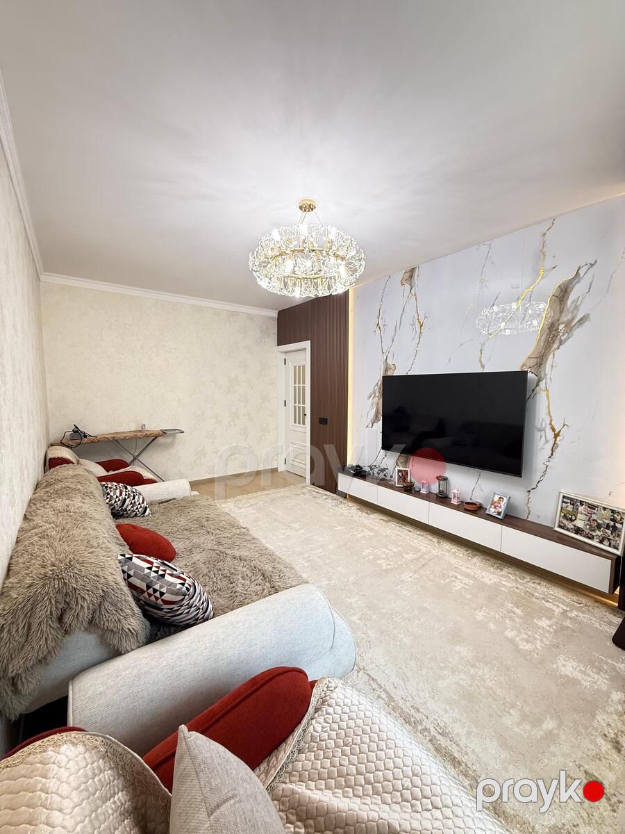 Satılır 4 otaqlı köhnə tikili 110 m² — Mənzil, Bakı (4)