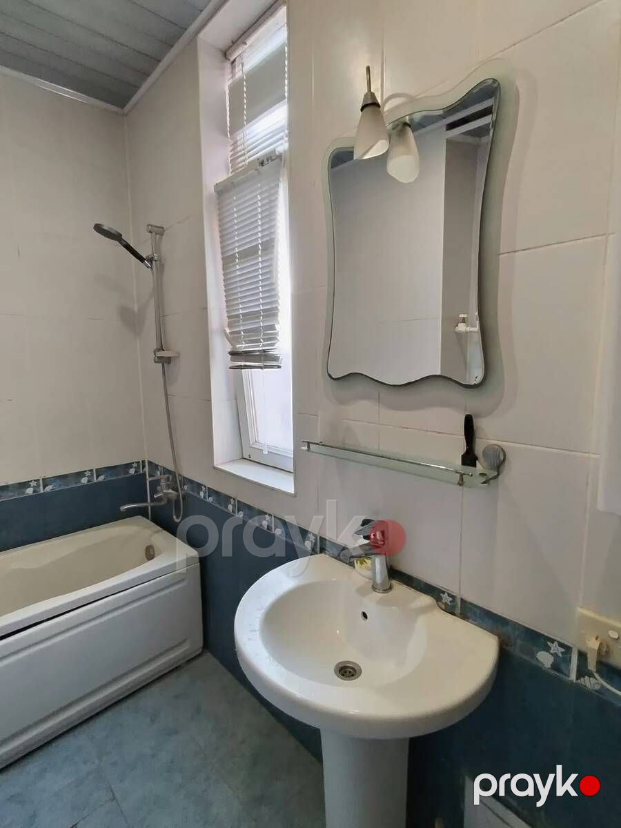 İcarəyə verilir 2 otaqlı köhnə tikili 60 m² — Mənzil, Bakı (10)
