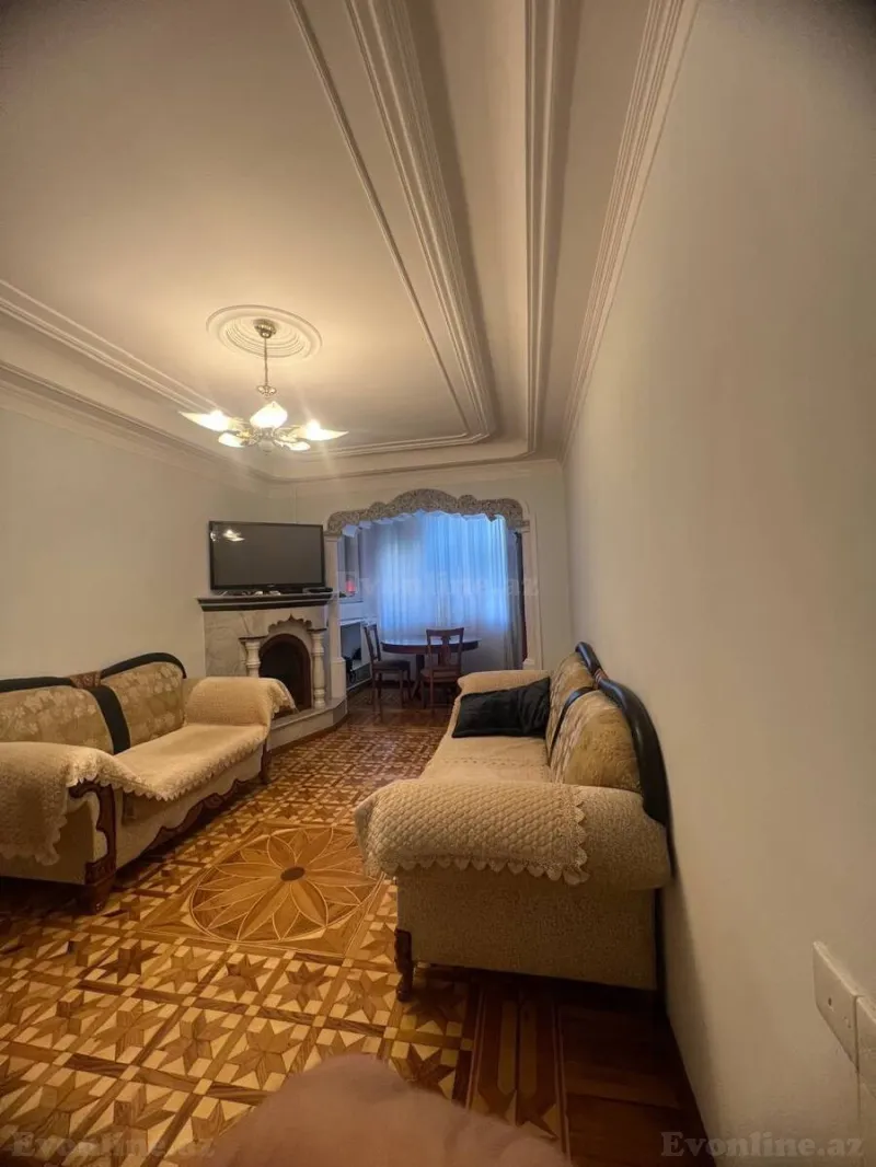 Satılır 3 otaqlı Mənzil Köhnə tikili 90 m² Bakı, Binəqədi r., Azadlıq prospekti m., 8-ci mikrorayon — Mənzil, Bakı (5)