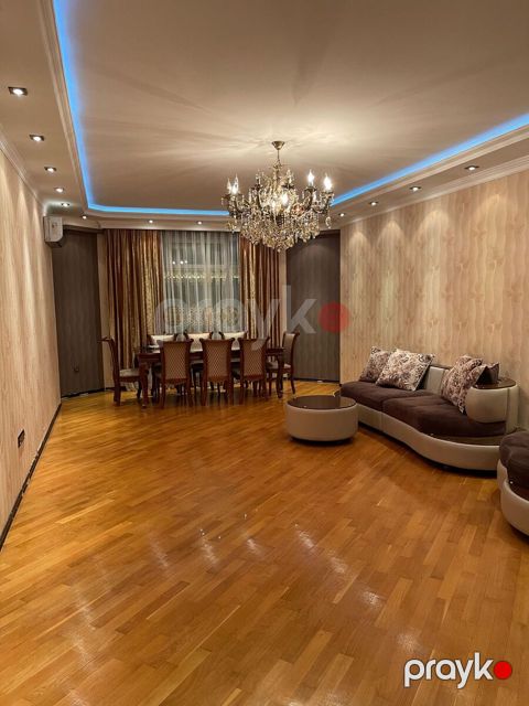 Satılır 3 otaqlı yeni tikili 156 m² — Bakı