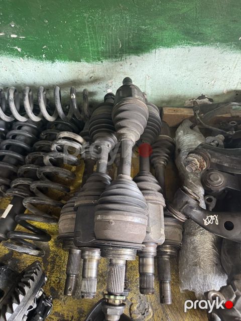 "Toyota Prado" oynaqlı birləşməsi — Bakı