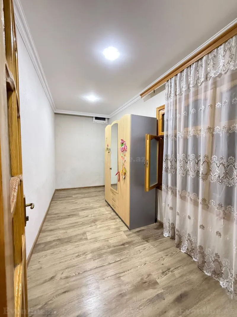 Kirayə verilir 4 otaqlı Həyət evi 100 m² Bakı, Binəqədi r., Azadlıq prospekti m., 7-ci mikrorayon — Ev, villa, Bakı (8)