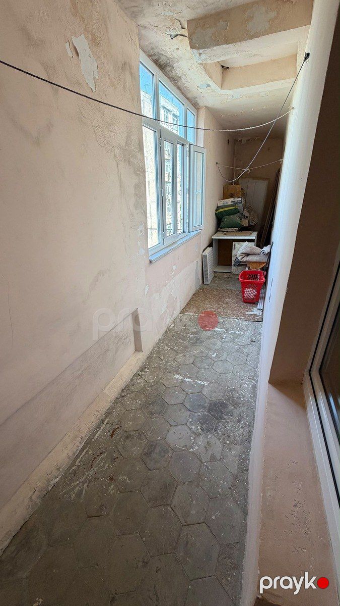 Satılır 2 otaqlı köhnə tikili 60 m² — Mənzil, Bakı (5)