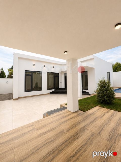 Satılır 4 otaqlı həyət evi/bağ evi 135 m² — Bakı