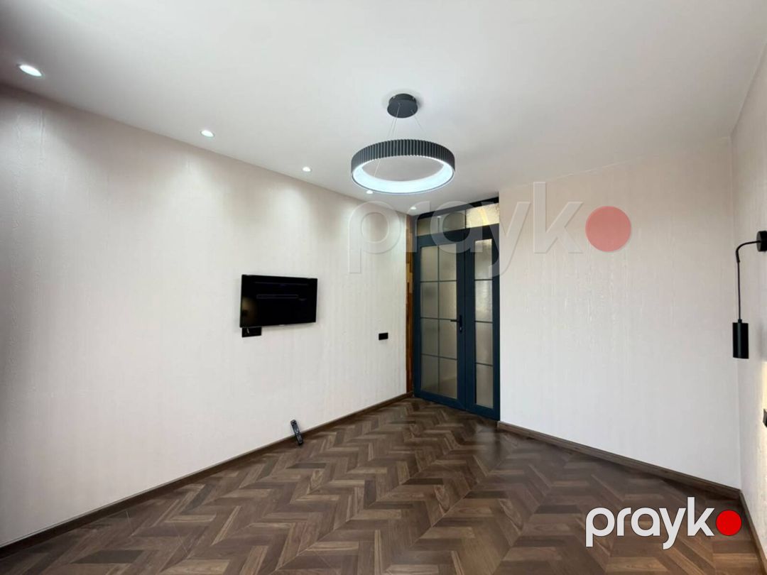 Satılır 2 otaqlı köhnə tikili 60 m² — Mənzil, Bakı (10)