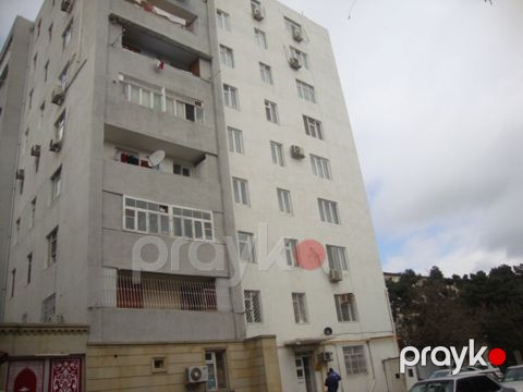 Satılır 3 otaqlı köhnə tikili 83 m² — Bakı