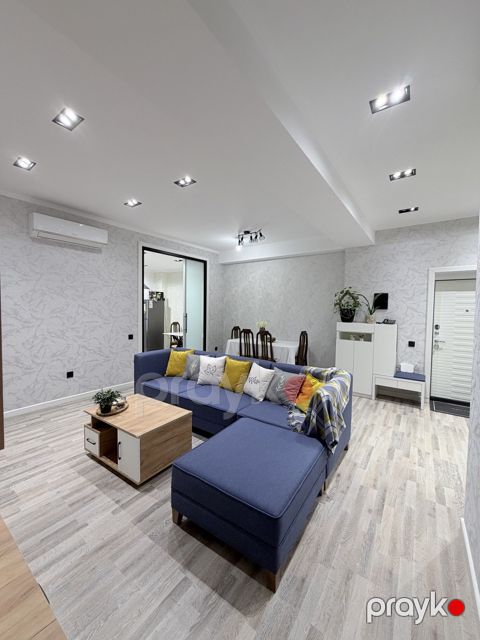 Satılır 4 otaqlı yeni tikili 90 m² — Bakı