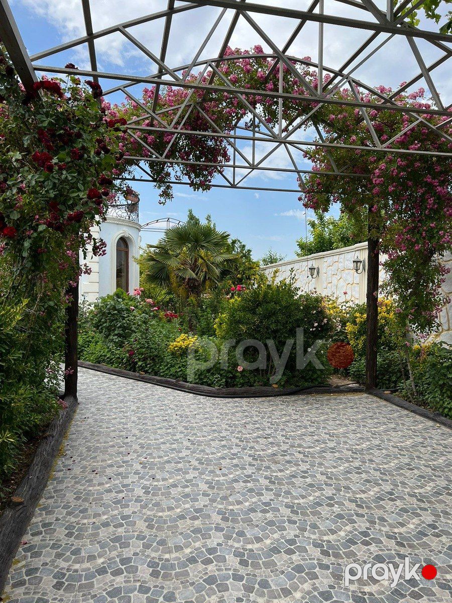 Satılır 4 otaqlı həyət evi/bağ evi 200 m² — Ev, villa, Bakı (7)