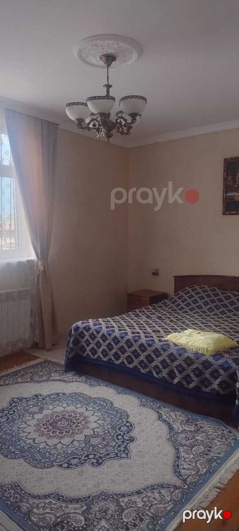 Satılır 8 otaqlı həyət evi/bağ evi 300 m² — Bakı