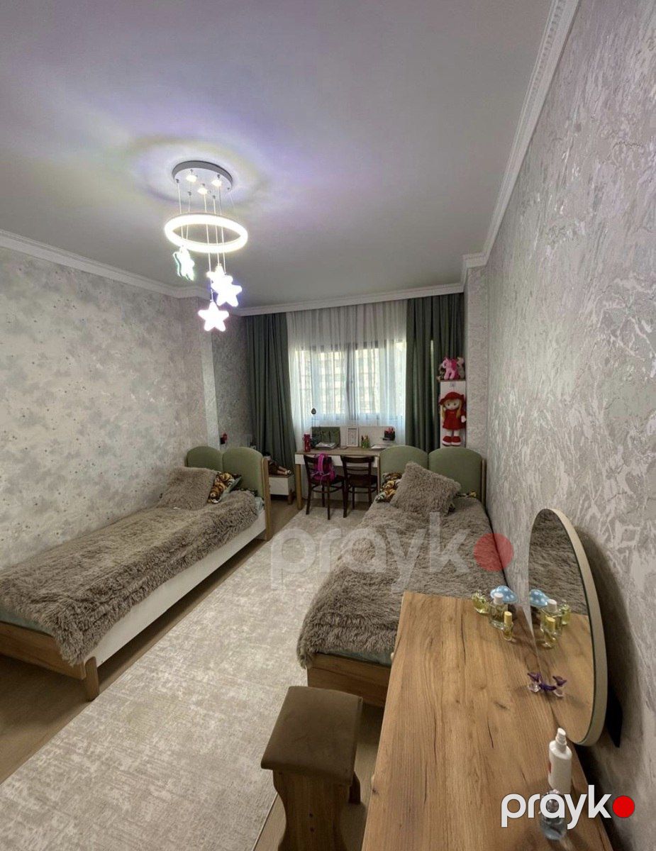 Satılır 4 otaqlı köhnə tikili 110 m² — Mənzil, Bakı (3)