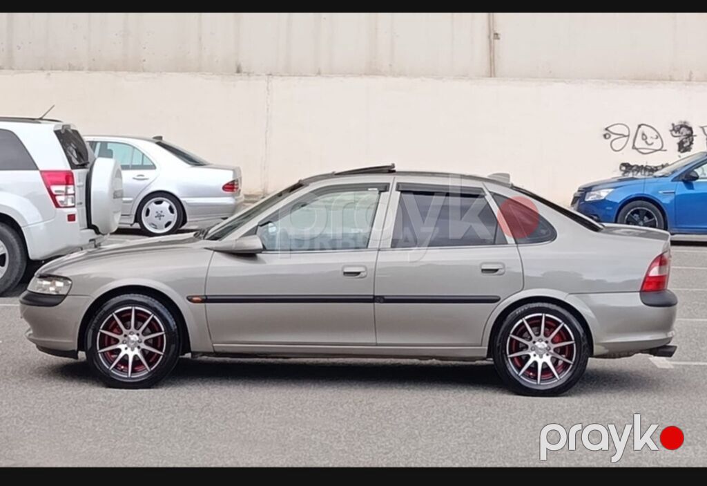 Opel Vectra B sedan - Kuzov: 4 qapılı sedan, boz/metallik rəng — Avtomobillər, Pirəkəşkül (3)