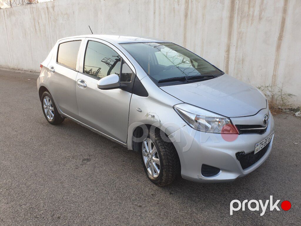 Toyota Yaris, 1.3 L, 2012 il, 138 000 km — Avtomobillər, Bakı (4)