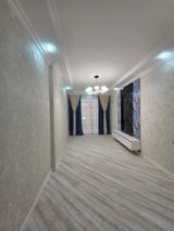 Satılır 3 otaqlı yeni tikili 86 m² — Satış meneceri.