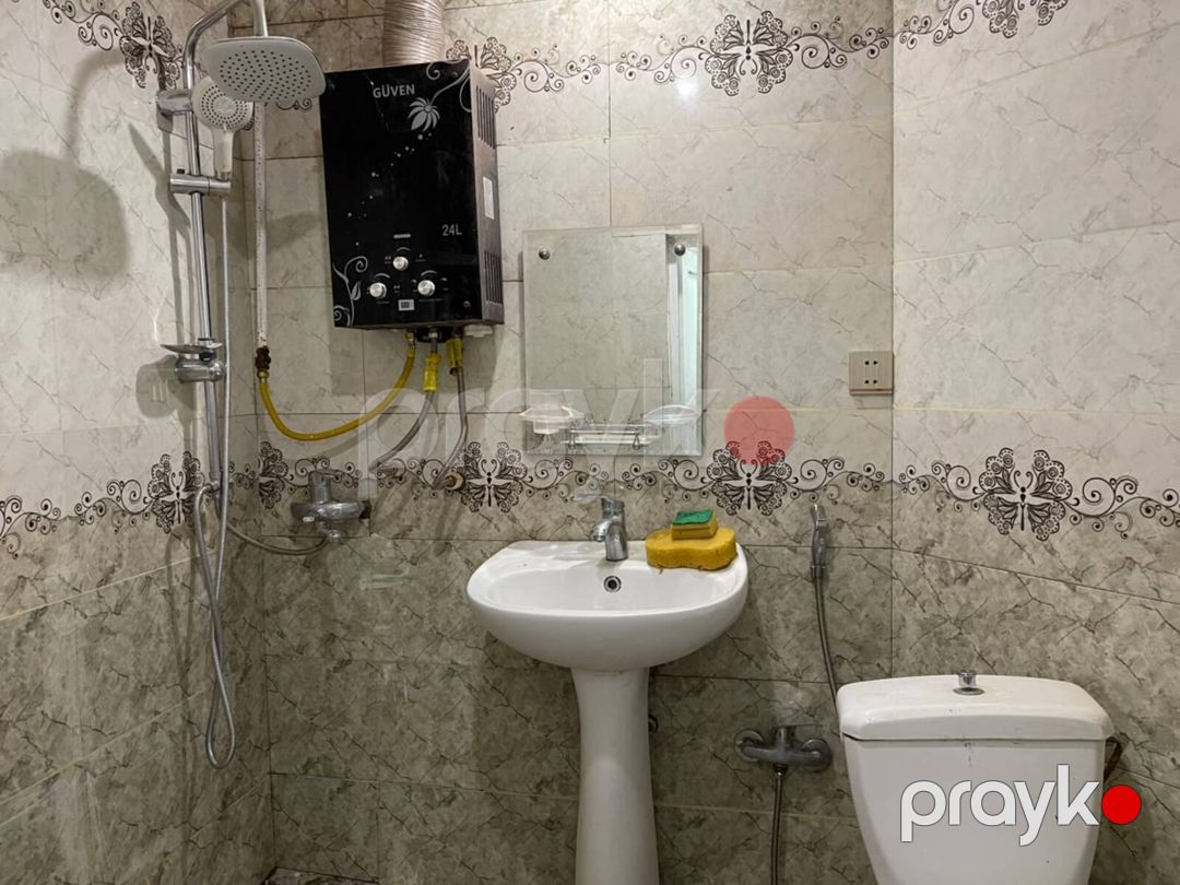 Satılır 1 otaqlı köhnə tikili 40 m² — Mənzil, Bakı (6)