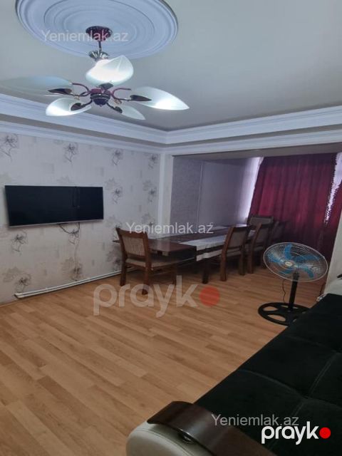 Satılır 3 otaqlı Bina evi menzil (Köhnə tikili), 72 m², 8-ci mikrorayon — Sumqayıt