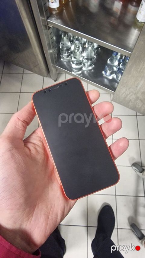 IPhone 12 mini, Qırmızı, Face ID — Bakı