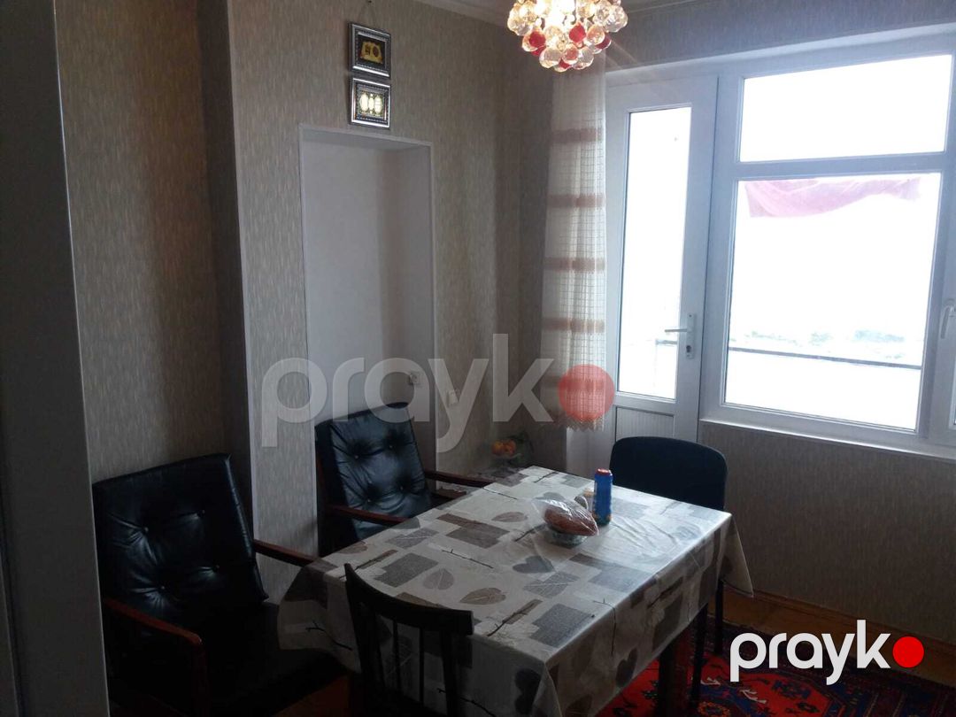 Satılır 2 otaqlı köhnə tikili 62 m² — Mənzil, Bakı (9)