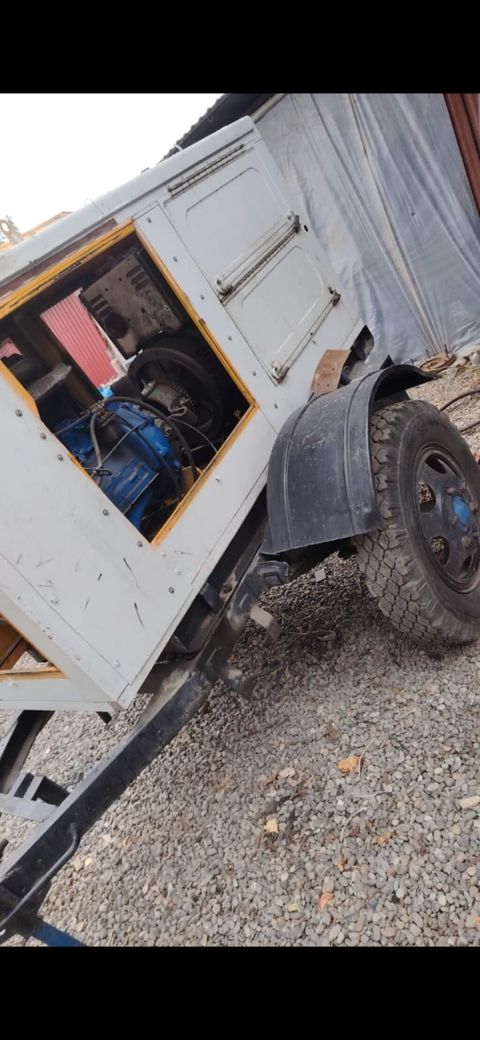 15 kv Generator T 40 matoruynan 2200 Shəmkir qəl yoxla apar — Ikinci_el_mebel_halalliqla — Business & Equipment — Other