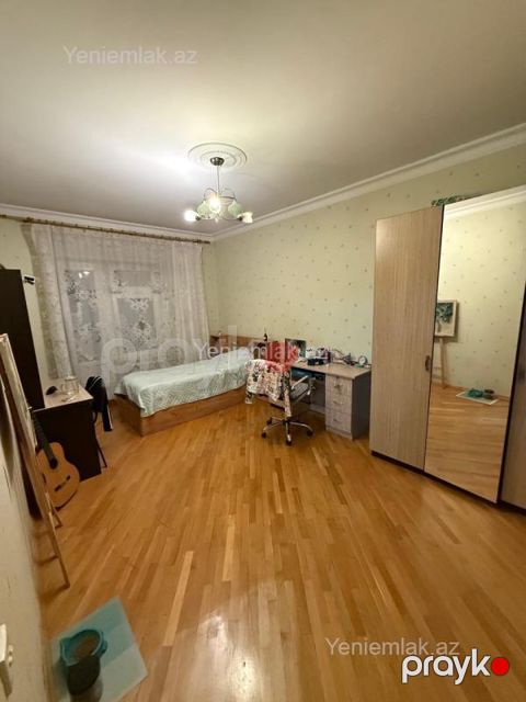 Satılır 4 otaqlı Bina evi menzil (Köhnə tikili), 97 m², Xətai rayonu
