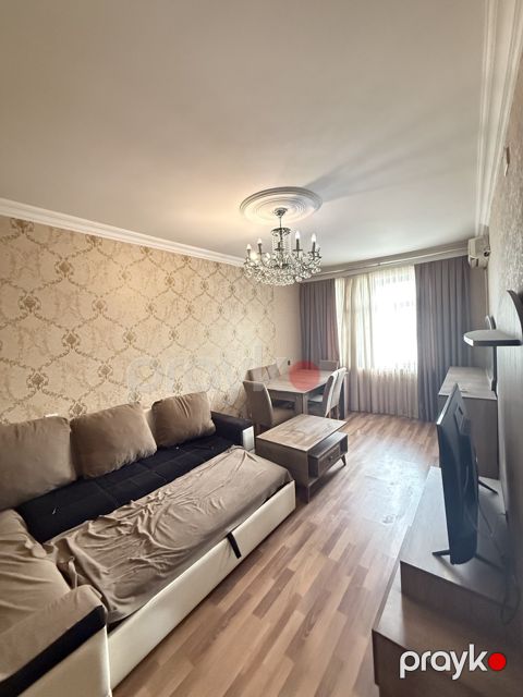Satılır 3 otaqlı köhnə tikili 80 m² — Bakı