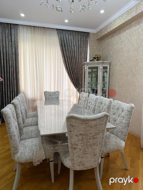 Masa +10 stulnan birlikde 1000 azn satilir‼ masa acilir dest ideal