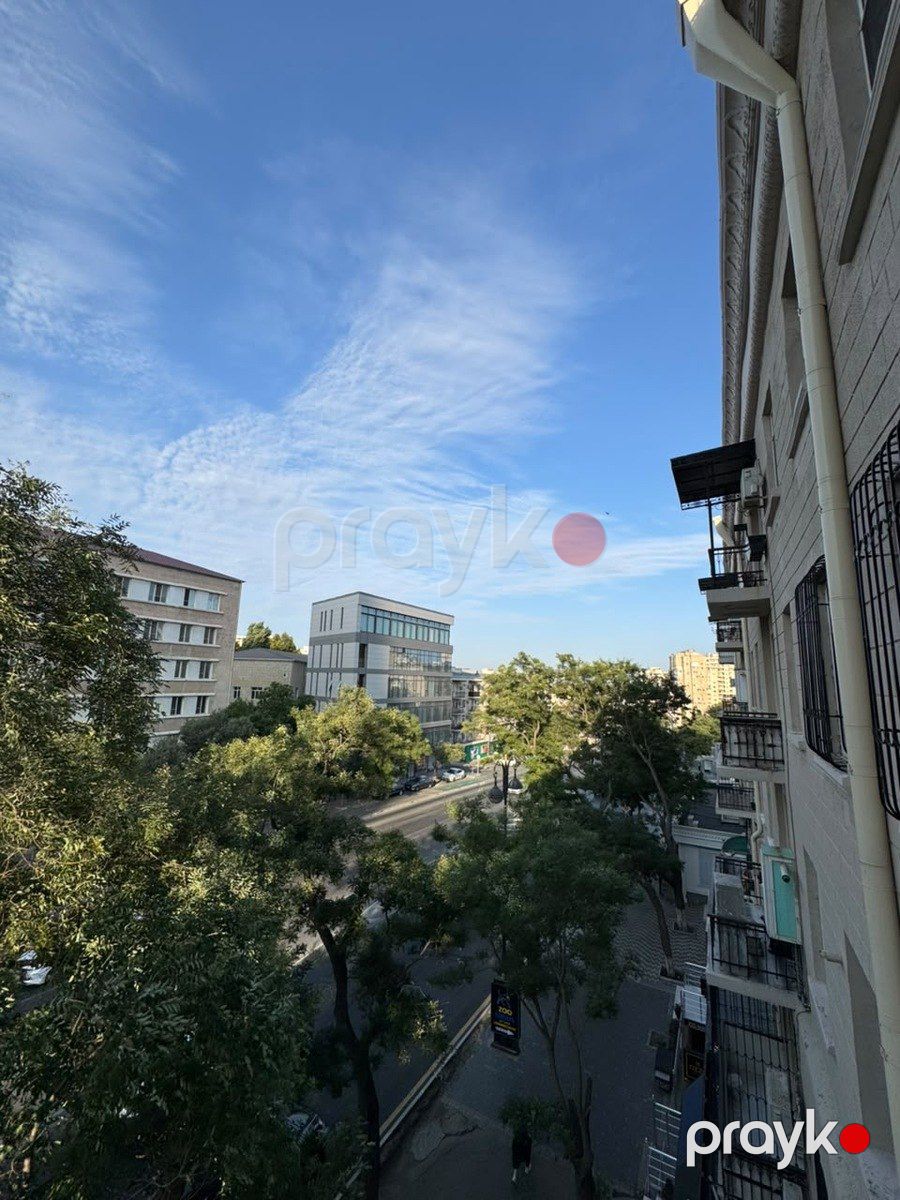 Satılır 2 otaqlı köhnə tikili 65 m² — Mənzil, Bakı (7)