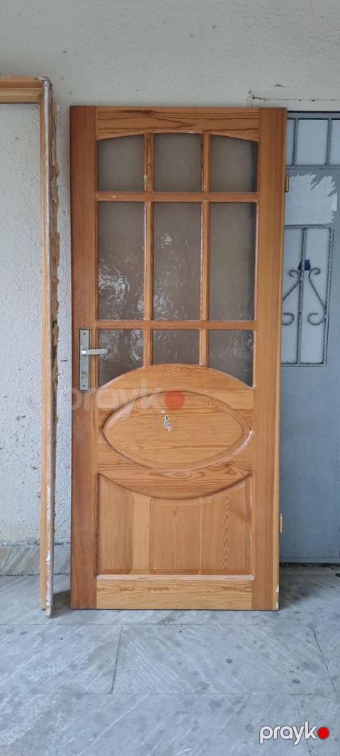 Taxta qapı — Bakı