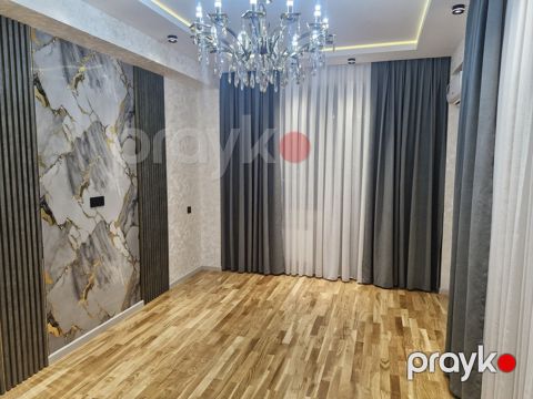 Satılır 3 otaqlı yeni tikili 90 m²