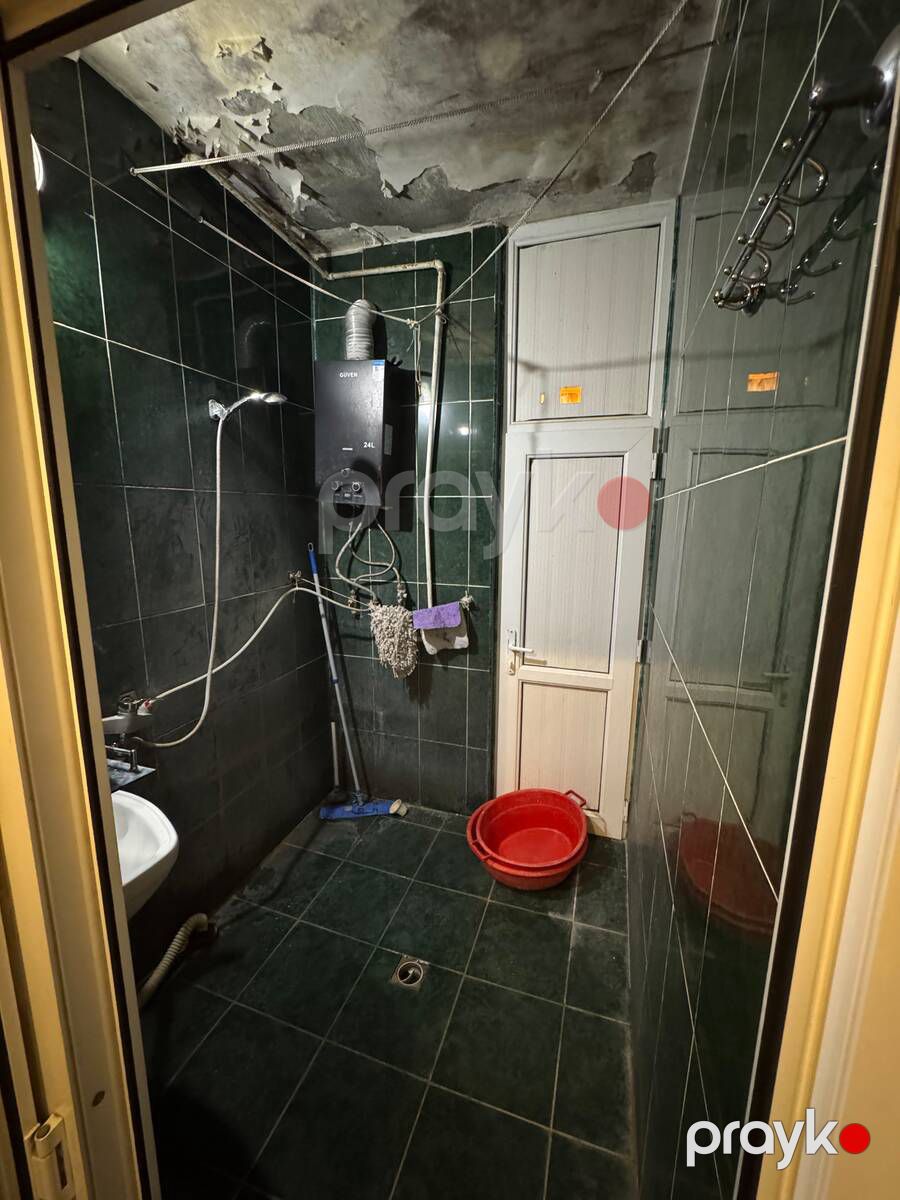 Satılır 1 otaqlı köhnə tikili 37 m² — Mənzil, Bakı (6)