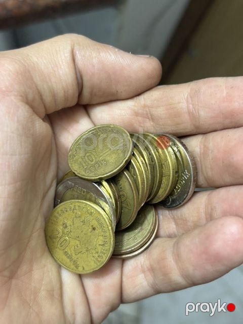 Azərbaycan manatı xırda sikkələr dəsti - Növlər: 10 qəpik, 20 qəpik — Bakı