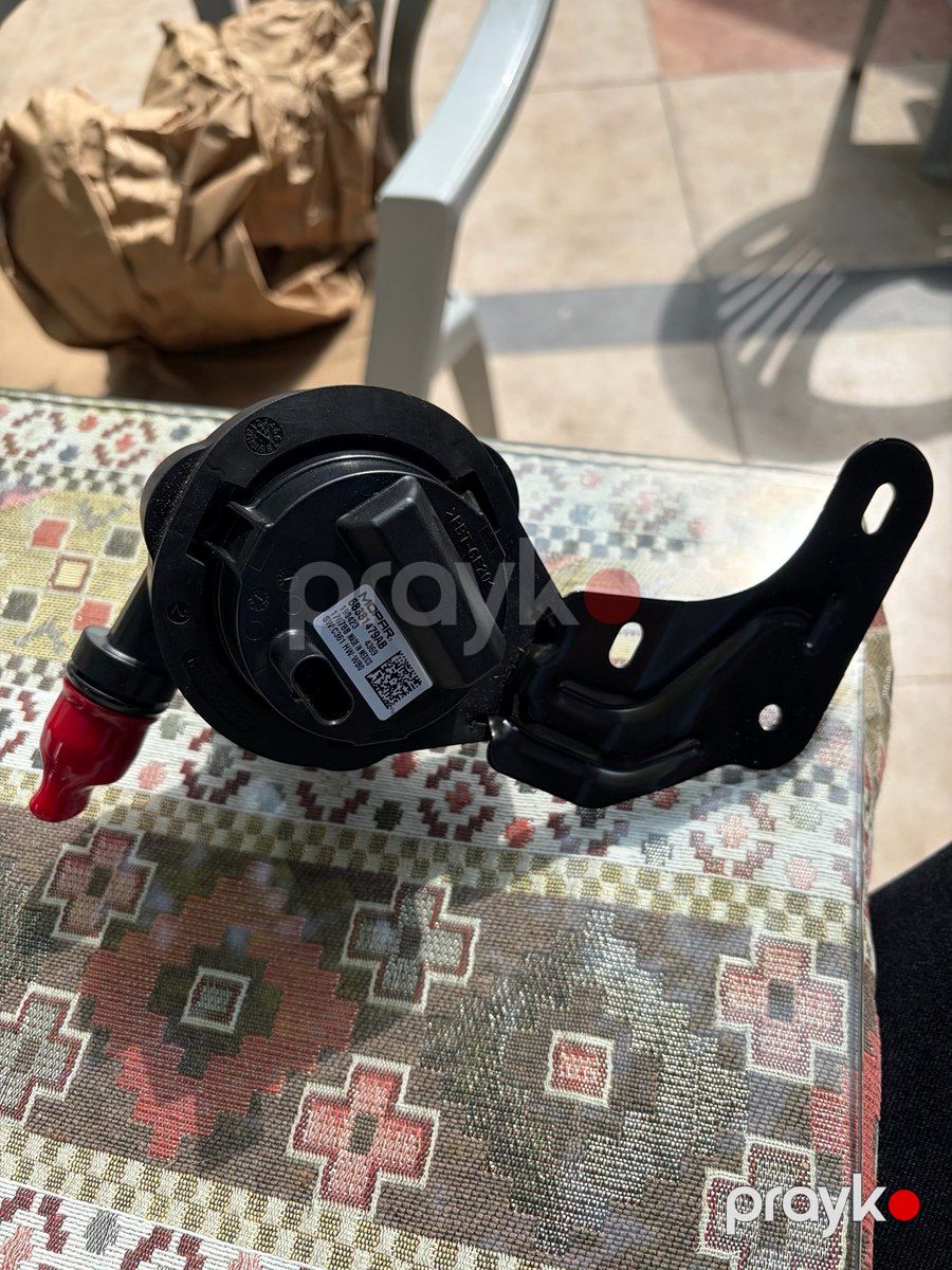 Jeep hibrid 68381479AB Mopar pompası — Ehtiyat hissələri və aksesuarlar, Bakı (2)