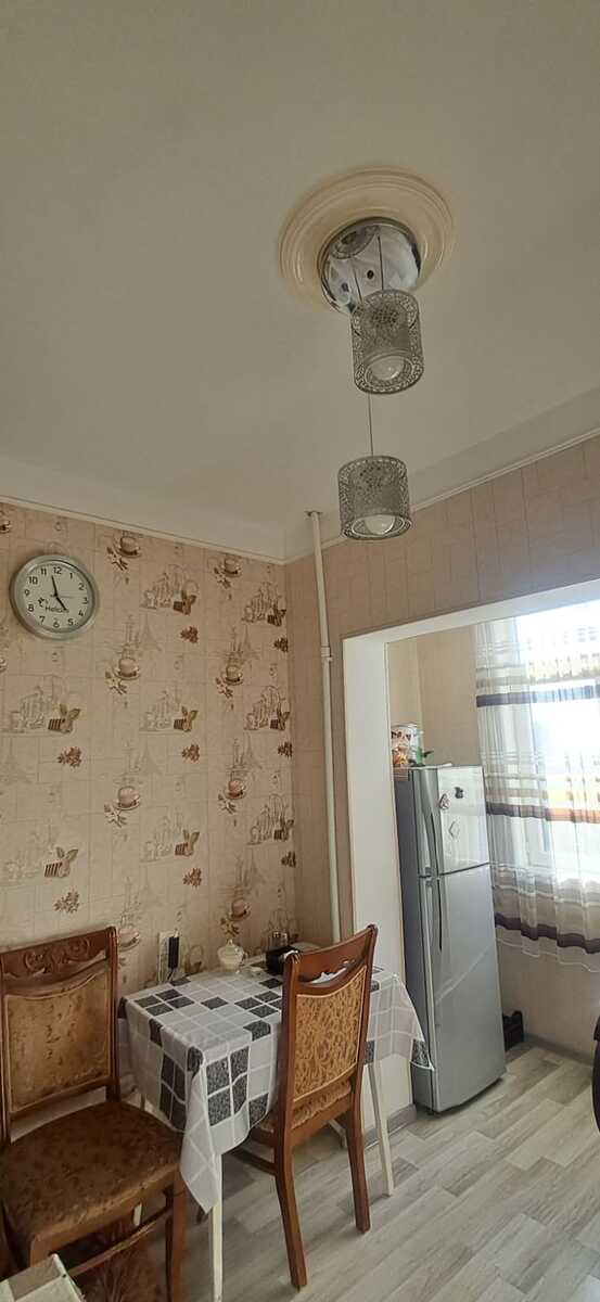 Satılır 2 otaqlı köhnə tikili 60 m² — Mənzil, Bakı (11)