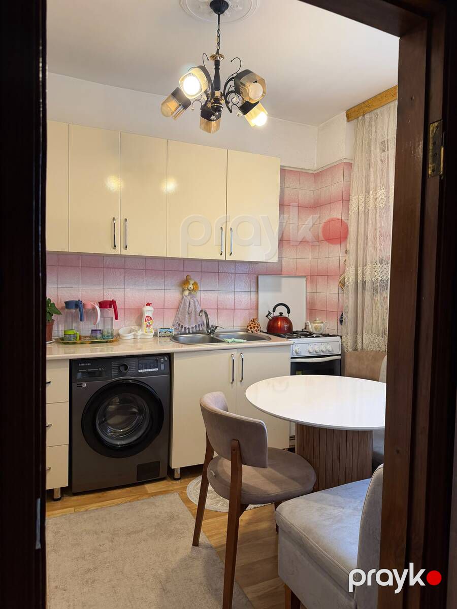 Satılır 2 otaqlı köhnə tikili 65 m² — Mənzil, Bakı (6)