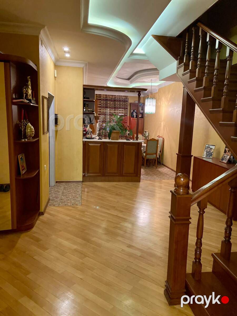 Satılır 5 otaqlı yeni tikili 220 m² — Mənzil, Bakı (10)