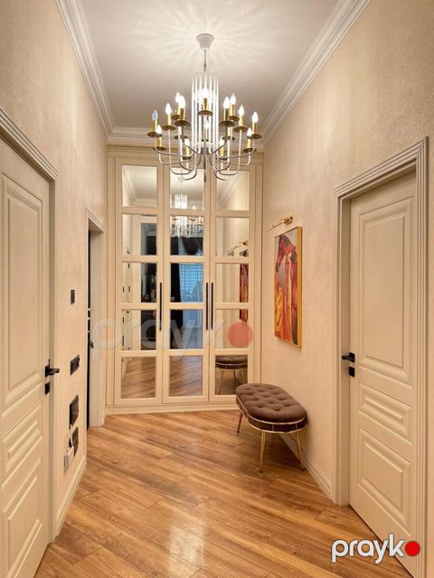 Satılır 2 otaqlı yeni tikili 72 m²