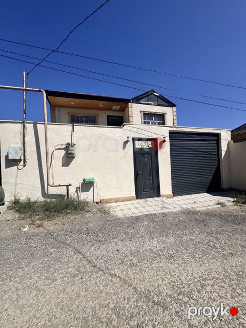 Satılır 4 otaqlı həyət evi/bağ evi 100 m² — Bakı