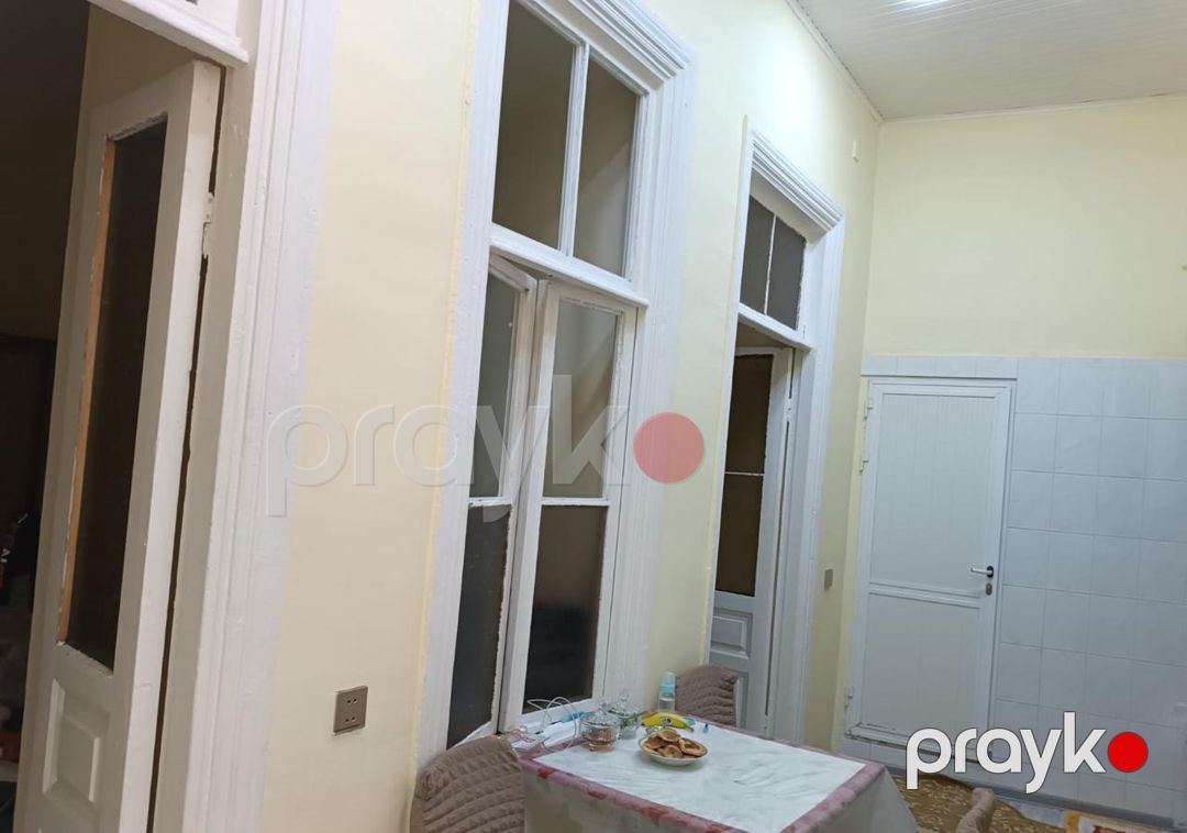 Satış: 2 otaqlı Köhnə tikili, 56 m², Yasamal rayonu — Mənzil, Bakı (6)
