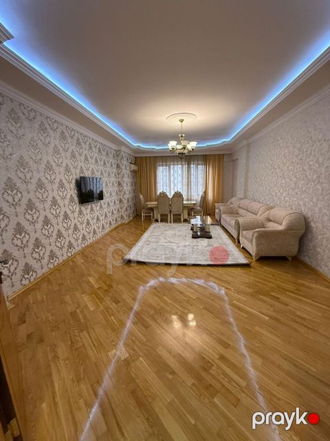 İcarəyə verilir 3 otaqlı yeni tikili 155 m²