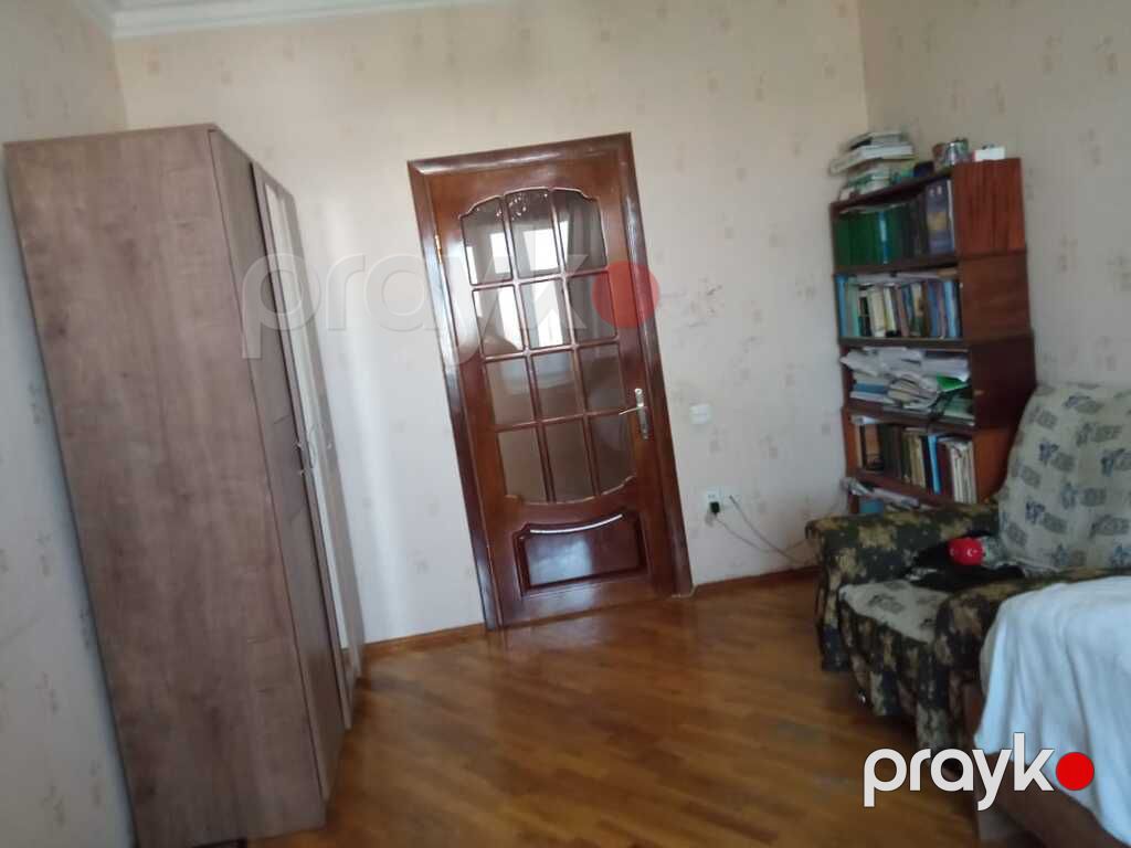 Satılır 5 otaqlı köhnə tikili 120 m² — Mənzil, Bakı (2)