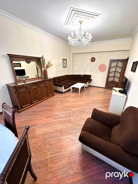 3-otaqlı yeni tikili, Nizami m., 100 m² — Bakı