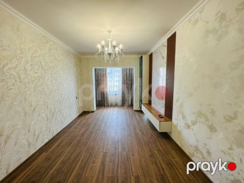 Satılır 3 otaqlı köhnə tikili 85 m²