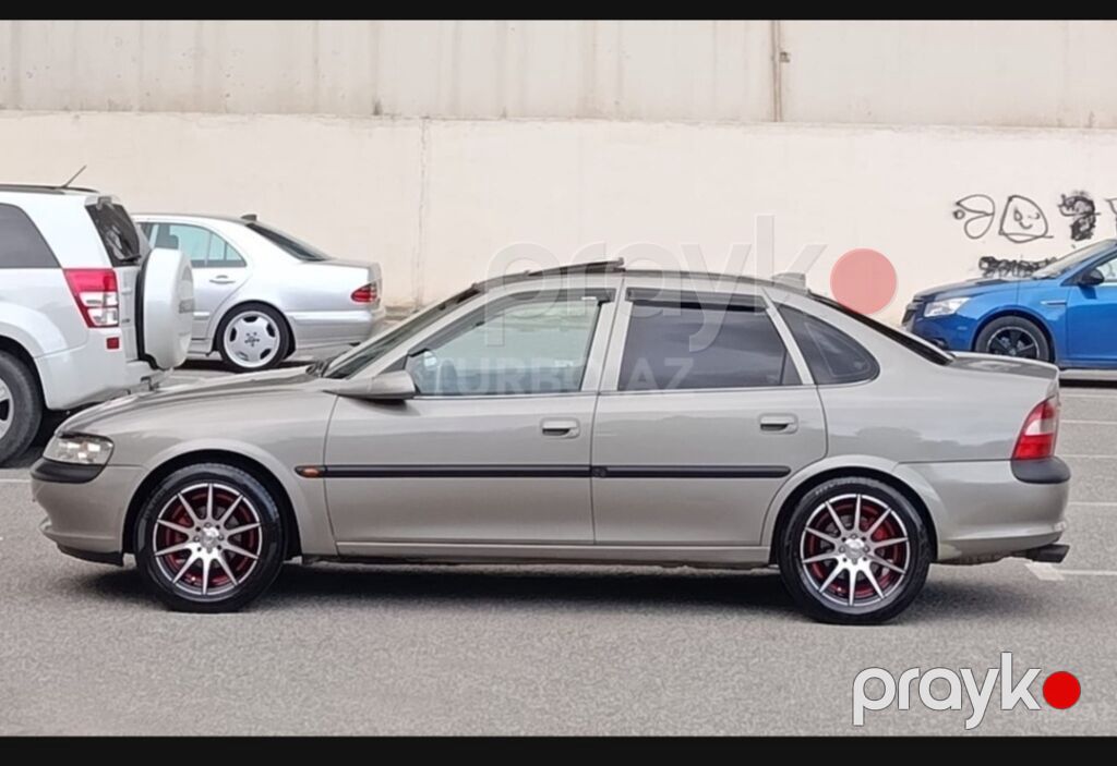 Opel Vectra B sedan - Kuzov: 4 qapılı sedan, boz/metallik rəng — Avtomobillər, Pirəkəşkül (3)
