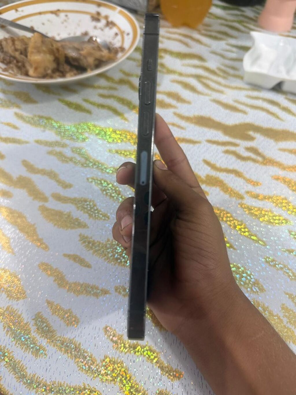 IPhone 13 Pro Max, Qara, Face ID — Apple iPhone, Digah (4)